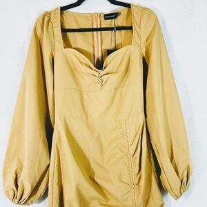 Pretty Little Thing Tan Sweetheart Neckline Dress Size 4